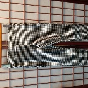 2/$30 NWT RW&Co Crop Legging - Medium